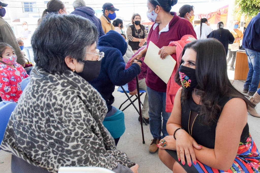 ADULTOS MAYORES DE TEXMELUCAN RECIBIERON APOYOS DEL PROGRAMA FEDERAL 68 ANOS Y MAS1