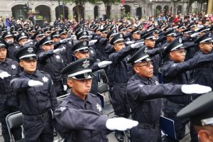 EDUARDO RIVERA PEREZ TOMA PROTESTA A 108 NUEVOS POLICIAS MUNICIPALES