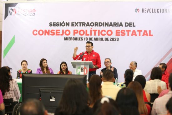 Nestor Camarillo pri puebla lider