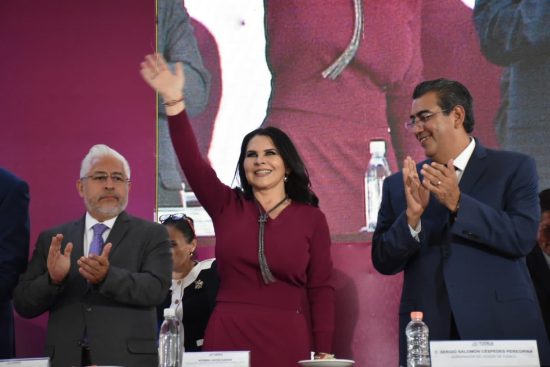 La alcalde Norma Layón estuvo acompañada en su segundo informe del gobernador Salomón Céspedes