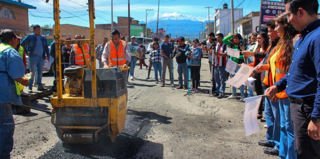 bacheo alcalde roberto solis huejotzingo carretera federal mexico puebla