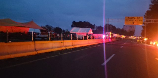 bloqueo tlahuapan ejidtarios noche autopista Mexico Puebla