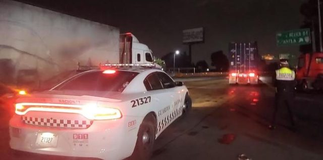guardia nacional trailer detencion ladrones autopista Mexico Puebla