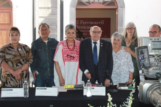 homenaje a ferrocarrilero pldha puebla