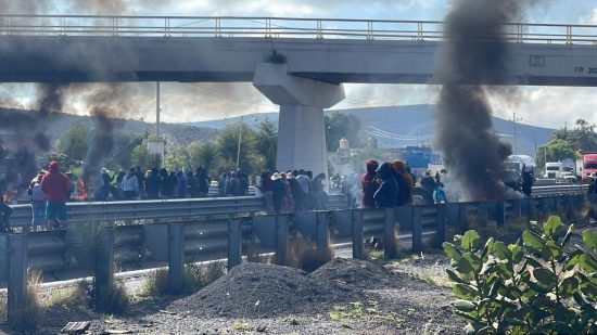 manifestacion bloqueo autopista puebla cordoba