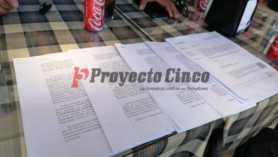 Pobladores de Santa Ana Xalmimilulco han solicitado en diversos oficios a las dependencias información sobre la construcción de las viviendas.