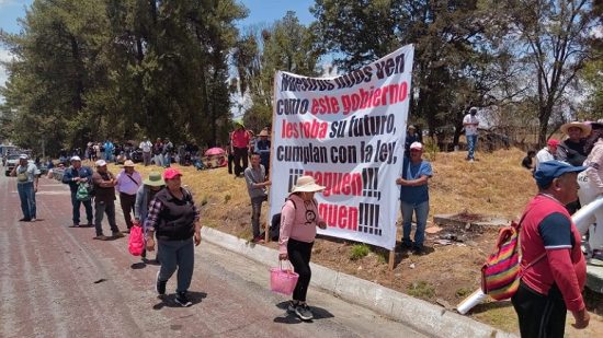 pobladoes amagan con bloquear la autopista