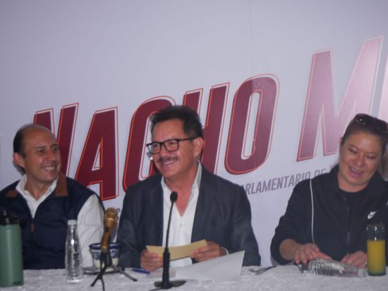 Rueda de prensa de Nacho Mier, quien también aspira a ser candidato por parte de Morena, a la gubernatura de Puebla