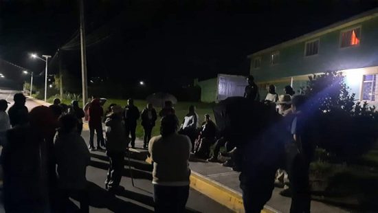 Reunión de vecinos del Barrio de la Trinidad en San Lorenzo Chiautzingo para tratar asuntos sobre la inseguridad que se vive en la zona